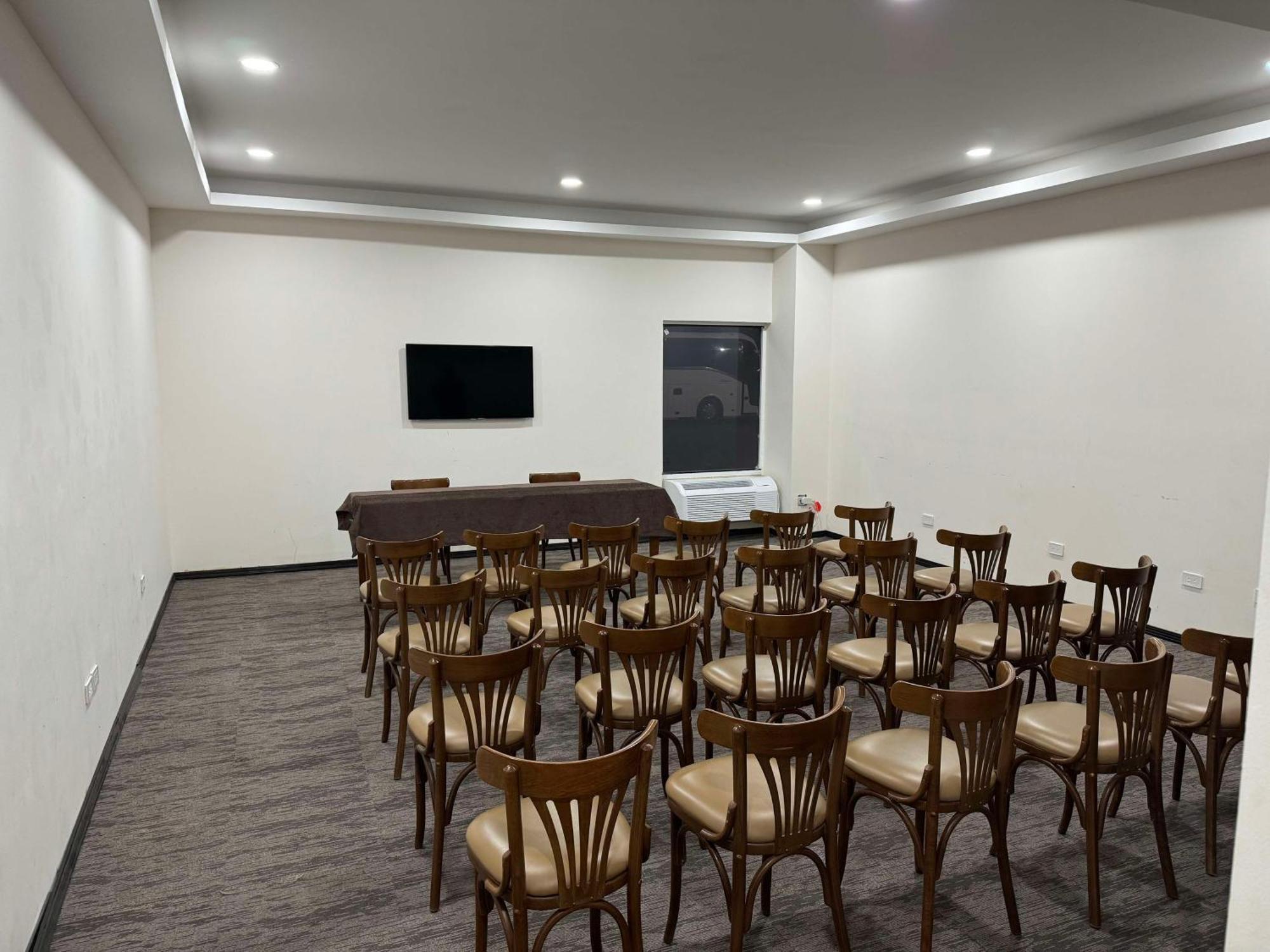 צ'יוואווה Best Western Plus Sacramento מראה חיצוני תמונה