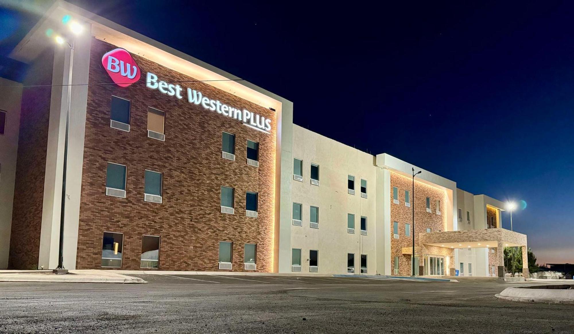 צ'יוואווה Best Western Plus Sacramento מראה חיצוני תמונה
